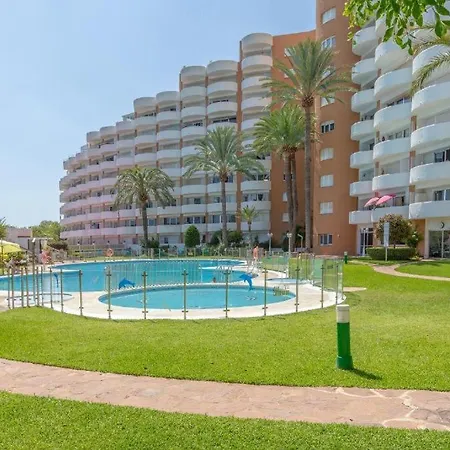 Bright Pool Walk To - Playa Real - Pass The Keys *